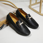 Meeste Loafers Moccasins Slip-on Vabaaja Nahast Kingad Kerged Klassikalised Meeste Mugavad S&otilde;idukingad 39 must