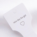 50 tk Poolvolditud kaart Juuste aksessuaarid Papp displeikaardi sildid Juuksen&ouml;&ouml;r Pakendikaart Rippuv silt papist silt onesize