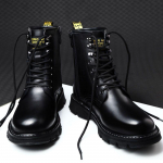 Meeste talvised Martinsi saapad: Ehtsast nahast, Soe, Libisemiskindel, Paksu tallaga, Must, Sametvoodriga. 43