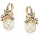 Estele kullatud k&otilde;rvar&otilde;ngad pimestavate p&auml;rlite ja Austria kristallidega t&uuml;drukutele ja naistele