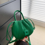 Disainkott 2024 Uus moodne kevad/suvine kuulsuste k&auml;ekott Mitmek&uuml;lgne &uuml;he &otilde;laga kott Naiste kott roheline