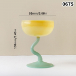 J&auml;&auml;tisetass Magustoit Klaaskruus S-kujuline tass Borosilikaatklaasist piimakokteiltops V&auml;rviline kauss Stiilis Restorani Pidu fotorekvisiit