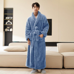 Meeste korallfliisist &ouml;&ouml;s&auml;rk - soe pl&uuml;&uuml;sist hommikumantel s&uuml;giseks/talveks, suurused ja unisex. Male; L