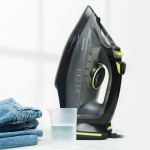 Traadita 2-in-1 aururaud InnovaGoods Stiron 2400 W 20-30 g/min must