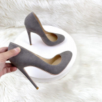 Lihtsad ja elegantsed seemisnahast peenikese kontsaga kingad naiste &uuml;ksikm&auml;ngudeks, &uuml;mara ninaga mitmek&uuml;lgsed, kleidipeoks peenikesed k&otilde;rged kontsad pluss suurus 45