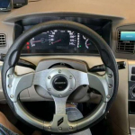 13-tolline Cool Coupe sportauto v&otilde;idus&otilde;idu rool poolringikujulise labaga, 14-tolline