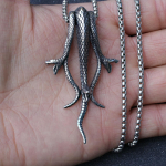 Titaanterasest Madu Kaelakee, Mamba Madu Madu Kaelakee Ripats, Retro Rock Titaanterasest Kaelakee Dekoratsioon 50CM(Necklace Size)