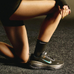 Nike Wmns Vomero Plus 'Keely Hodgkinson' 37.5 brown