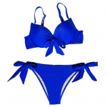 Spagetid rihmad V-kaelusega seljata seksikad k&otilde;rge v&ouml;&ouml;kohaga bikiinid, s&otilde;lmitud rinnahoidja p&uuml;ksid ujumistrikoo rannariided L punane