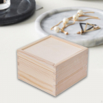 Puidust kastist kingitus lillede viimistlemata maal&auml;hedane konteiner nipsasjake pulmakommid kaartide jaoks 9x9x5cm