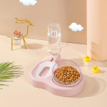 Koerte automaatsed s&ouml;&ouml;tjad Plastikust veepudel Kassikauss Koerte veejaotur Lemmiklooma s&ouml;&ouml;tmiskauss Lemmikloomatarbed roheline