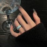 Taevasinine epoksiids&otilde;rmus, naissoost ni&scaron;i disain Sense lihtne nimetiss&otilde;rme avamine