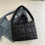 &Uuml;hev&auml;rvilised &otilde;lakotid, suure mahutavusega kerged tepitud kandikud puuvillase polsterdatud puhvis k&auml;ekotid naistele 32x11.5x24.5cm must