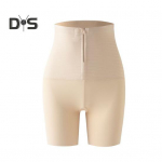 K&otilde;rge v&ouml;&ouml;kohaga vormivad p&uuml;ksid, lukuga ja pandlaga kinnitus, k&otilde;hukontroll, anti-ekspositsiooni turvap&uuml;ksid, n&auml;htamatud tuharate t&otilde;stmise l&uuml;hikesed p&uuml;ksid, m&auml;luk&otilde;hrega shapewear L must