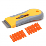 Kaabits plastikust habemenuga, v&auml;rviliimi ja 10 tk teradega kaabits must