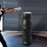 Jalgpalli takeldamise mannekeen maadlemine ergonoomilise k&auml;epidemega praktiline treeningvarustus