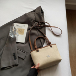 Moetrend v&auml;ike kott naiste 2025 kevad ja suvi uus vabaaja &otilde;lakott ni&scaron;idisain lihtne kaasaskantav &auml;mbrikott 21*9*14