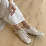 Uued Retro Pehme Tallaga &Uuml;hed Kingad Naistele Ruudukujulise Varba Paelkinnitusega &Uuml;hev&auml;rvilised Madalad Kerged Mugavad Mokassiinid Sapatos Femininos 35 valge