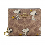 Coach X Peanuts Snoopy koost&ouml;&ouml; kl&otilde;pskinnitusega rahakott 10 koomiksitr&uuml;kiga mustriga kaetud l&otilde;uendrahakott Naiste rahakott Pruun CBN32-IMY3O Brown