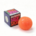 Needoh Mini Fuzz Ball Kohev Pehme Squeeze Fidget M&auml;nguasi Veniv Superpehme N&otilde;elakujuline Squeeze Pall Stressi Leevendamiseks &Auml;revuse Rahustamiseks Kingitus