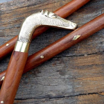 Vintage stiilis messingist disainer gloobuspea k&auml;epide jalutuskepp Antiikne puidust kepp