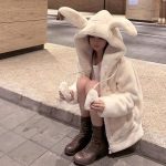 K&uuml;&uuml;likuk&otilde;rvadega kohev jope Raglan varrukatega t&otilde;mblukk, kerge pehme Harajuku Kawaii soe kunstkarusnahast kapuuts S valge