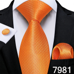 Moodne meeste oranži ruuduline siidist kaelaside, tasku kandiline mansetin&ouml;&ouml;pide komplekt pulmade &auml;ripeoks N-7981