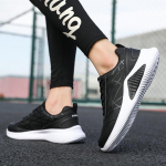 S&uuml;gis/talv meeste spordijalatsid Mood vaba aja reisid Meeste kingad Nahast hingavad jooksujalatsid 39 must/punane