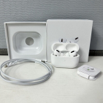 Uus True Wireless Stereo Bluetooth 5.0 peakomplekt Aktiivse m&uuml;rasummutusega k&otilde;rvaklapid HD Call Music Sport k&otilde;rvaklapid laadimiskastiga valge