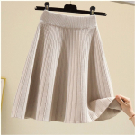 Knitted Umbrella Skirt, Half Body Skirt, High Waist Autumn and Winter Women's A-line Short Style Large Swing, Large Size Hanging Feeling Short Skirt S aprikoosi