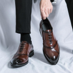 Originaalkujundus Meeste Luksuslikud &Auml;ri Nahkkingad Kontori Ametlikud Oxfordid H&auml;rrasmehe &Otilde;htus&ouml;&ouml;gikingad Peigmehe Pulma Sotsiaalsed Kingad 42 pruun