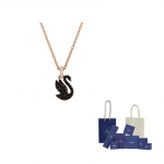 Swarovski Luige Ripatsiga Kaelakee F-Branded gift bag must