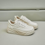 Naistele m&otilde;eldud rulakingad Libisemisvastased v&auml;listossud Naistele Kunstnahast n&ouml;&ouml;riga jooksujalatsid, tennised. 35 beež