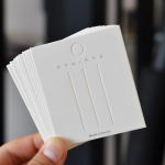 20 tk t&uuml;hjad paberkaardid, ehete vitriin, k&otilde;rvar&otilde;ngad, rippuvad k&otilde;rvakonksud