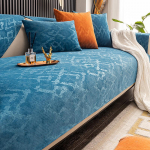 Lihtne kaasaegne kerge luksuslik &scaron;enill Four Seasons universaalne libisemiskindel diivanipadja kate 70*70