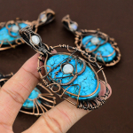Looduslik tiibeti t&uuml;rkiis, kuukivist v&auml;&auml;riskivist vasktraadist ripats 3,74 R6S23