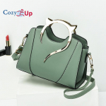 Cozy Up naiste Diana &uuml;lemise k&auml;epidemega Crossbody kott valge