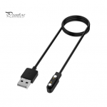 USB-laadimiskaabel Kaasaskantav mitme kaitsega kellatarvikud Ohutu laadimine Tugeva magnetiga nutikella laadija Xplora XG02 jaoks valge