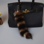 Fox Animal Tail v&otilde;tmehoidja Performance Rekvisiidid Karusnaha ripats Ise isetegemine Aksessuaarid Kotid V&otilde;tmehoidja Kingitus Naistele T&uuml;drukule as the picture