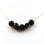 Pierres et Min&eacute;raux. Collier perles Onyx noir mat 8 mm + Tourmaline Schorl du Br&eacute;sil Chaine en acier inoxydable.