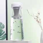 Suvised Korea armsad kassik&uuml;&uuml;nistega plastiktopsid &Otilde;ues kasutamiseks m&otilde;eldud loomingulised laste kukkumisvastased tassid &Otilde;pilastassid. 550ml