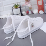 L&otilde;uendist kingad Uued naiste kevadised v&auml;ikesed valged kingad Lamedap&otilde;hjalised lauajalatsid 35 sinine