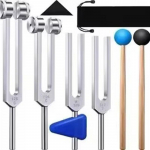 136,1 128 256 512 528 384 Hz alumiiniumsulamist helikahvlid Tervendavad meditsiinilised h&auml;&auml;lekahvlid L&ouml;&ouml;kpillid T&scaron;akrad Teraapia Jooga Meditatsiooni tarvik