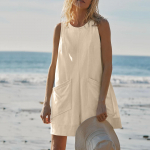 Naistele m&otilde;eldud &uuml;lisuured p&uuml;ksid vabaaja varrukateta laia kaprise taskutega kombinesoon XXL valge