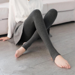 Naiste termilised vertikaalsed triibulised s&auml;&auml;rised &ndash; lisaks samet, paksendatud, s&uuml;gis/talvises stiilis, &uuml;hes t&uuml;kis astmeline disain 350g Cashmere (Thickened Fleece)