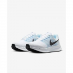 Nike Run Swift 3 Naiste jooksujalatsid DR2698-106 Suurus EU 41 valge