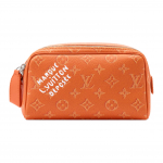 Louis Vuitton Dopp Kit Monogram-kattega l&otilde;uend Tualett-kott Mini Meeste tualett-kott Karamell M26873 Basic Set (Bag+Dust Bag)