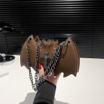 Gooti stiilis nahkhiire ja kolju PU-nahast &otilde;lakott Vintage &uuml;hev&auml;rviline crossbody kott reguleeritava ketiga rihmaga v&auml;ljas k&auml;imiseks ja igap&auml;evaseks kasutamiseks KTY cross pruun