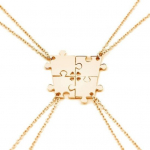 4 tk lukustatav pusle ripats-kett kaelakee pere parimatele s&otilde;pradele kuldne