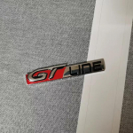 3D Car GT Line GT Sport Design Poritiib Tagumise pagasiruumi kere embleemi m&auml;rgi kleebis Peugeot jaoks Kia K9 Forte Ceed Cerato RIO K3 K5 tarvikud